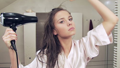 Get the Perfect Blowout at Home